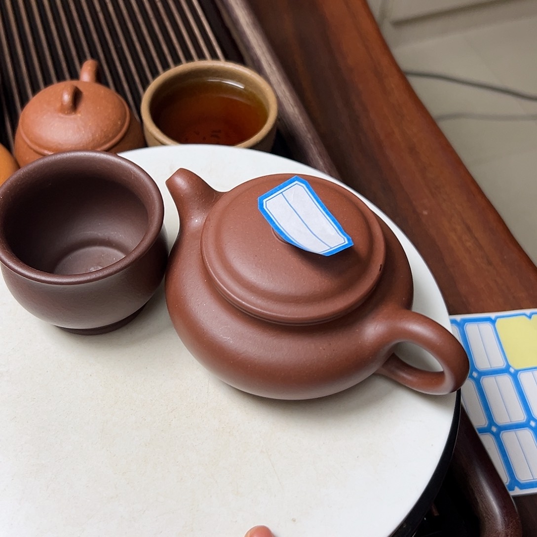 紫泥茶壶紫砂壶等传统