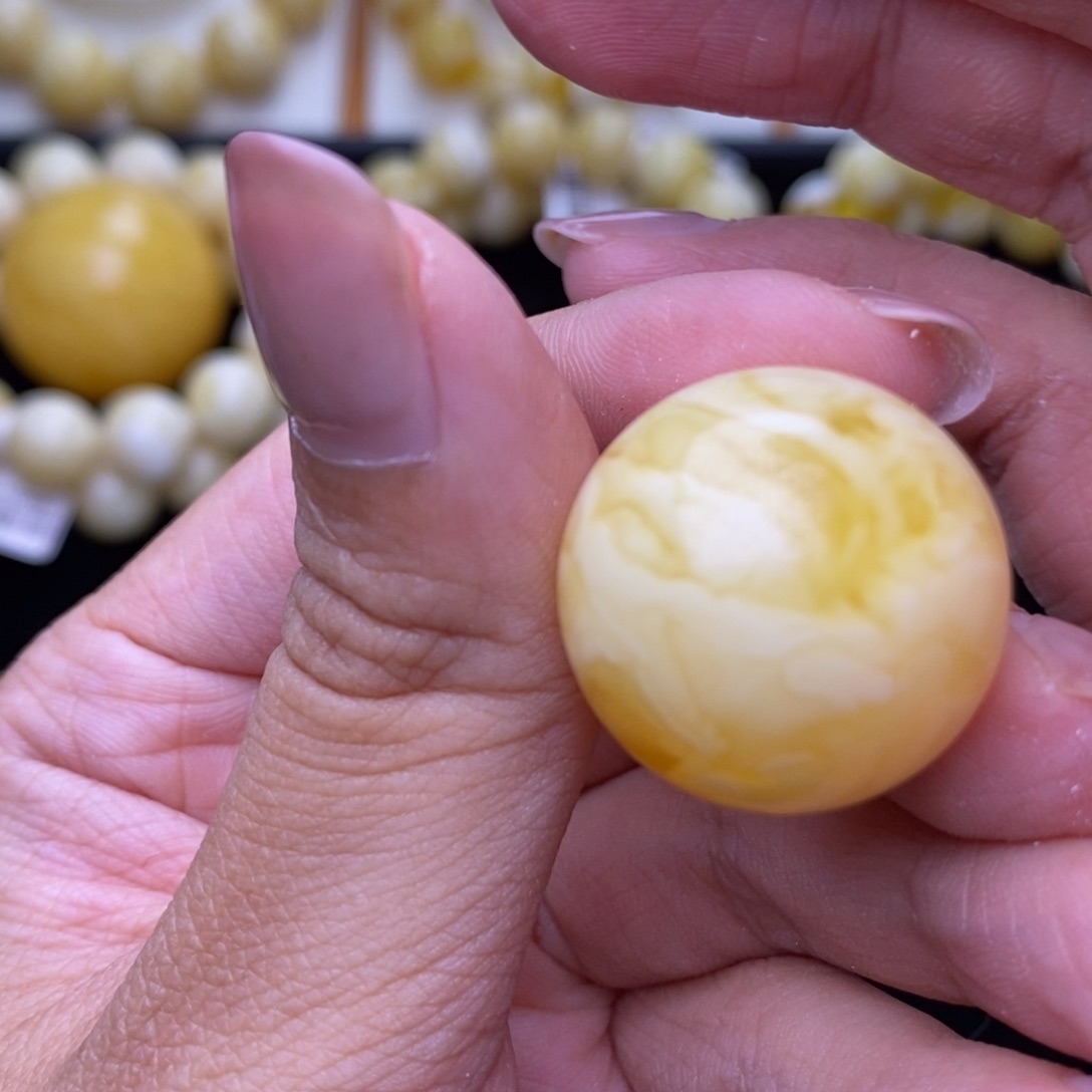 琥珀未镶嵌珠宝奇石222