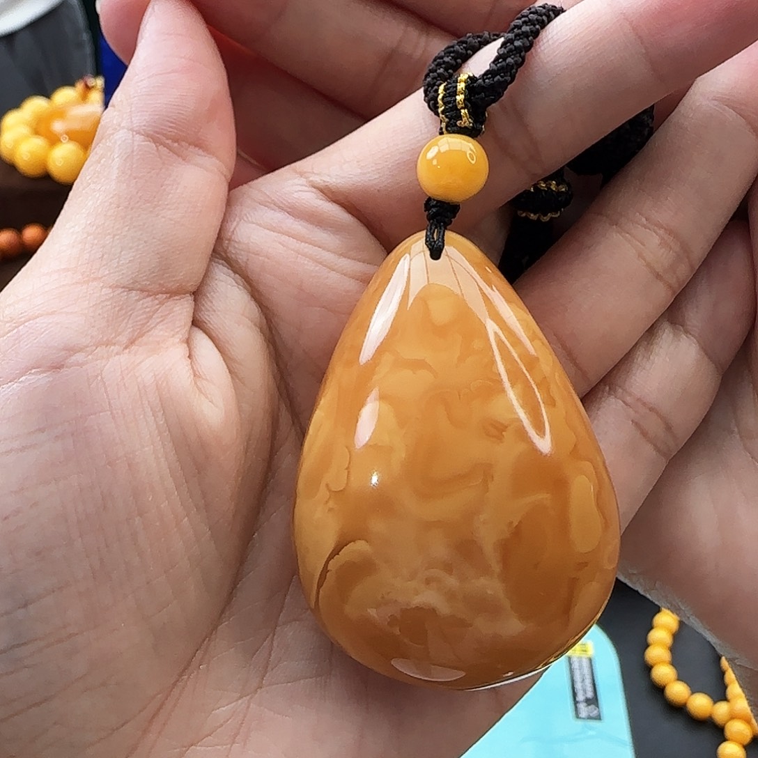 琥珀颈饰未镶嵌吊坠