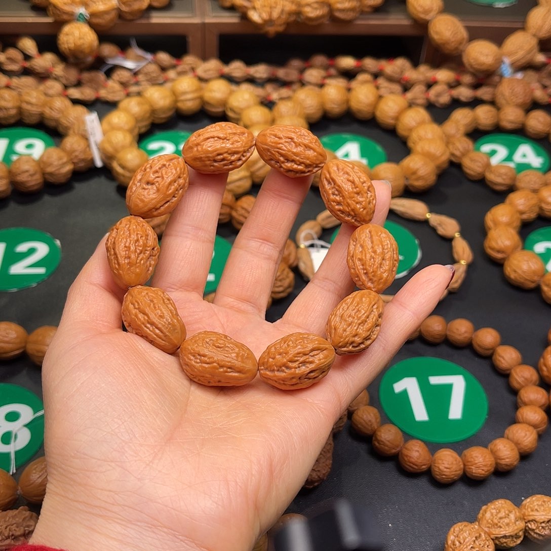 文玩核桃手串尺寸红皮枣