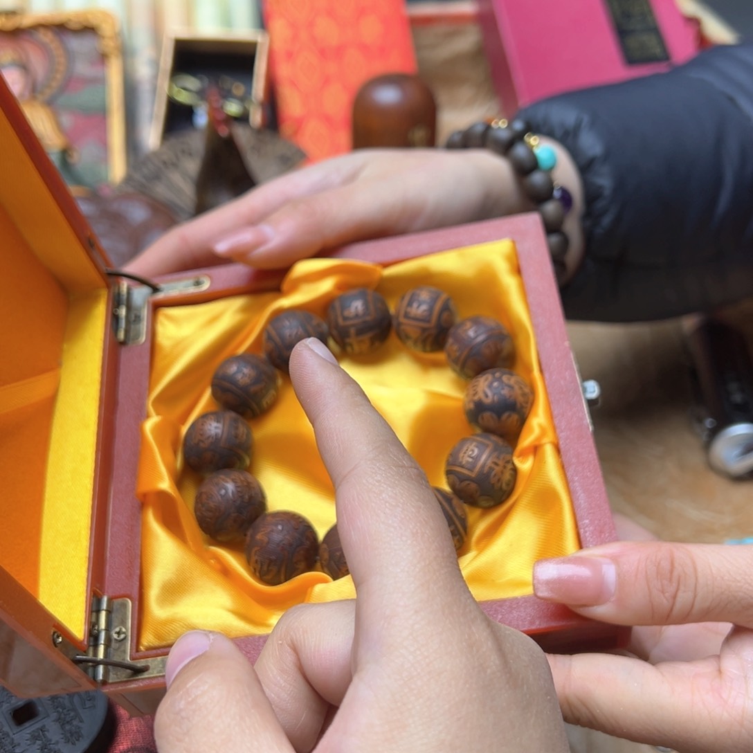 滴血莲花菩提吊坠