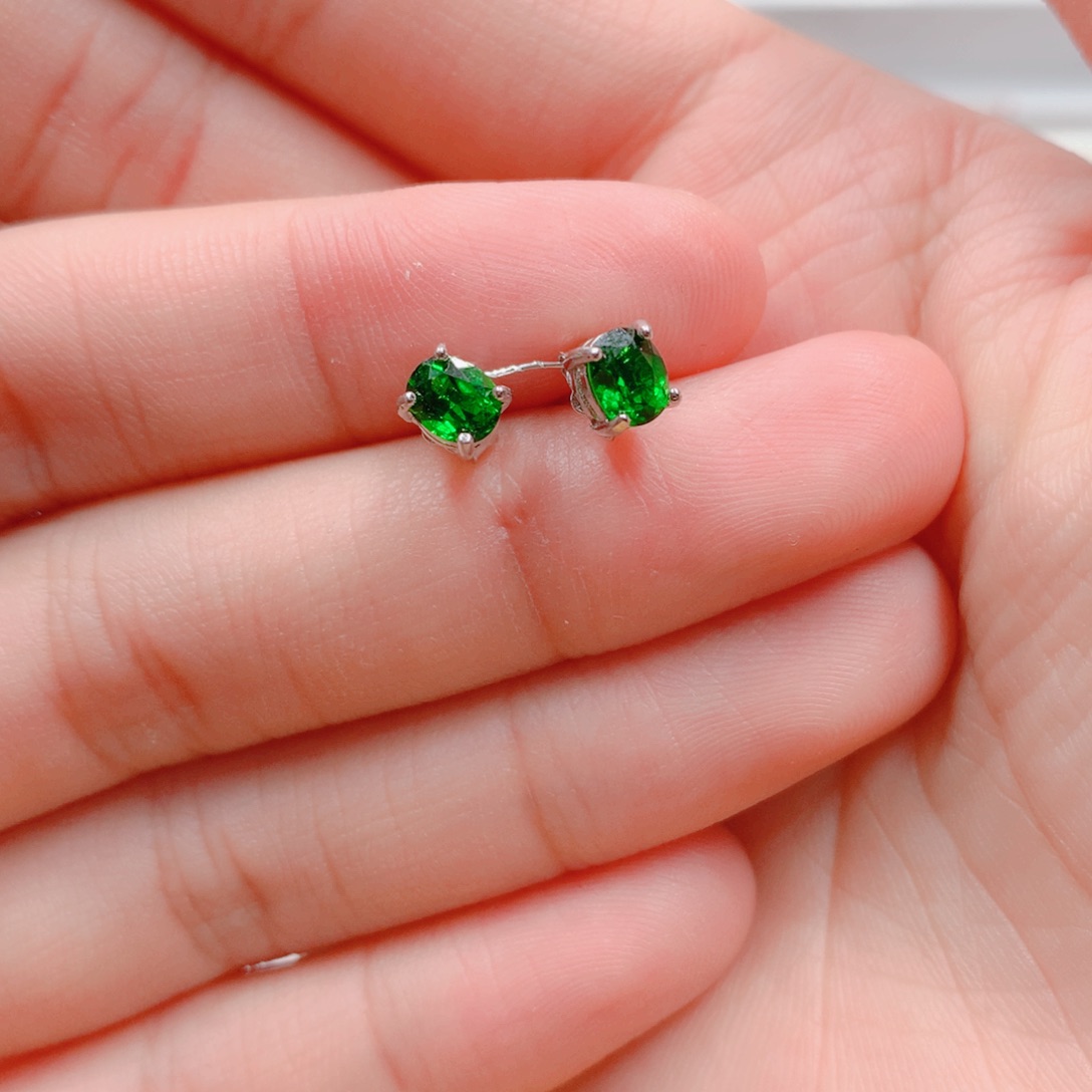 耳钉透辉石银S925镶嵌