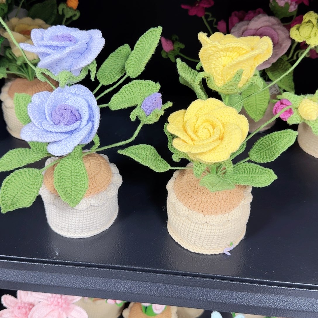 棉手工钩织花盆栽