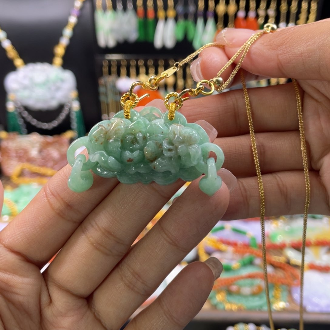 翡翠未镶嵌颈饰代编织