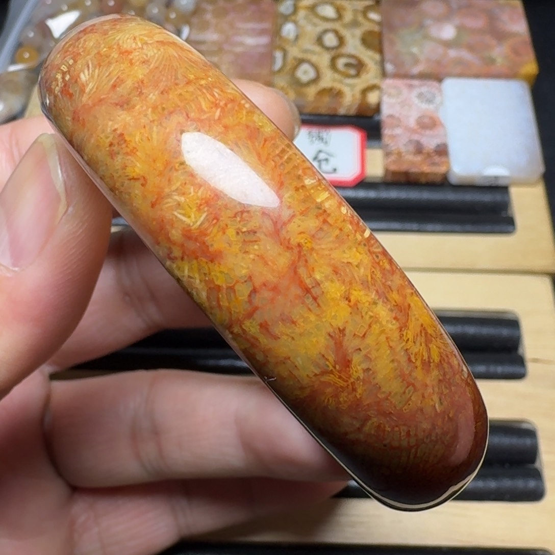 硅化玉纯天然色有机玉石未镶嵌55圈口