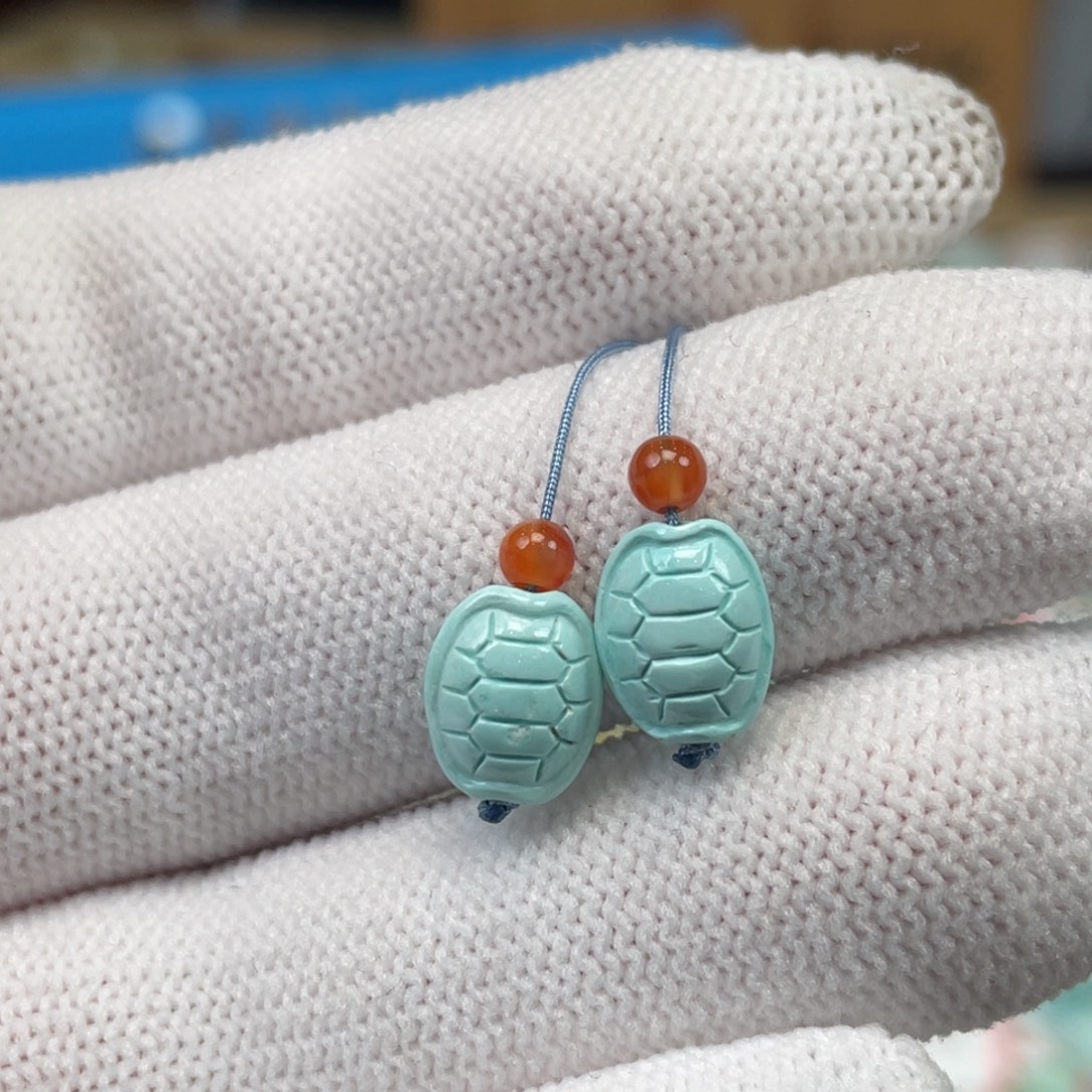 绿松石未镶嵌挂件