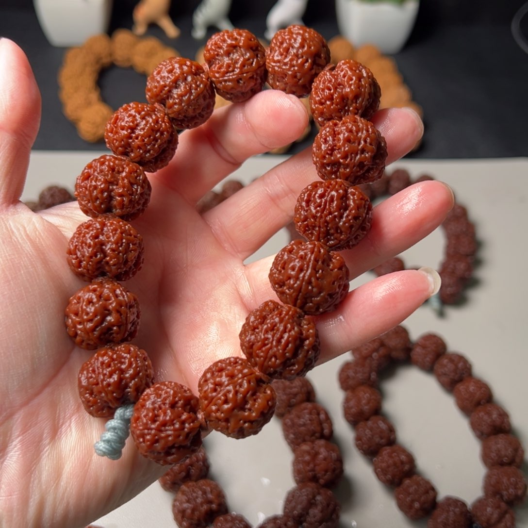 金刚菩提手串21尺寸梁满肉凹底梅花