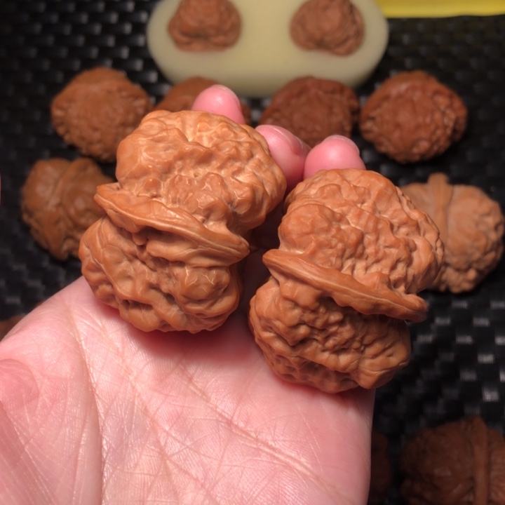 文玩核桃把件笑**尘蛤蟆