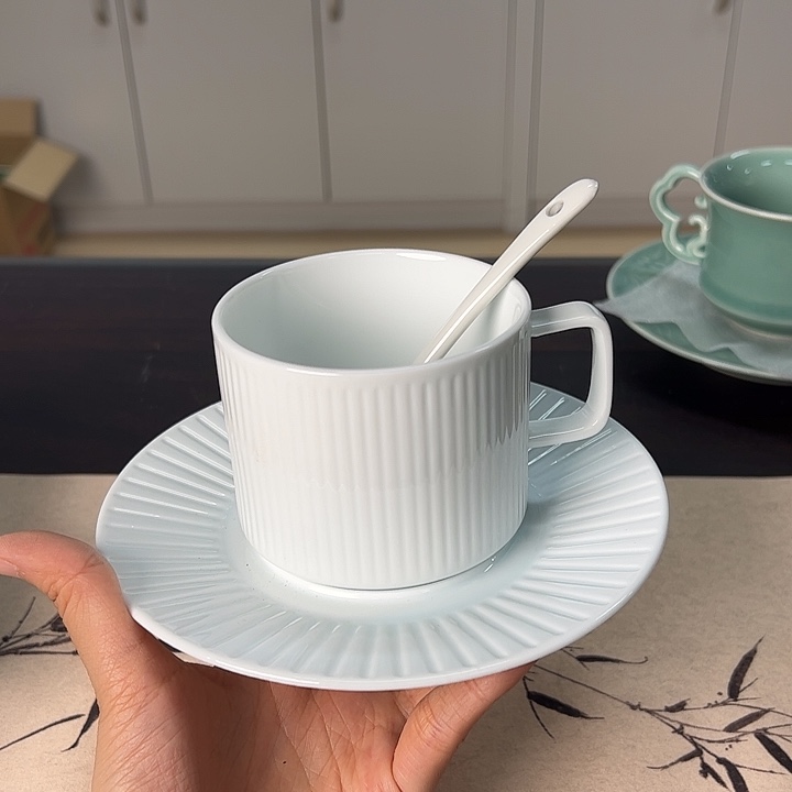 龙泉云间青瓷小米茶器