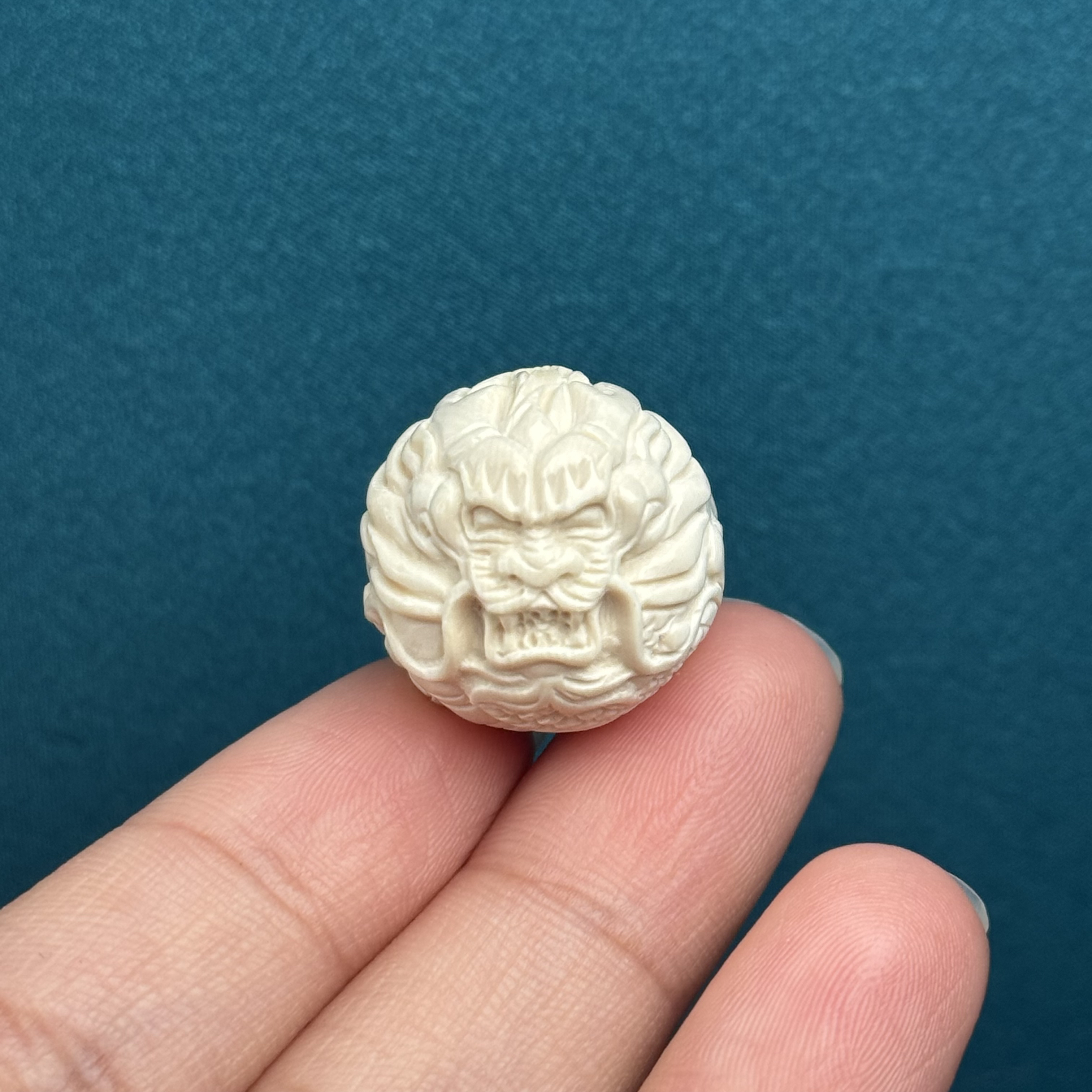 D60-20天然猛犸牙雕刻龙珠20mm一物一图支持鉴定