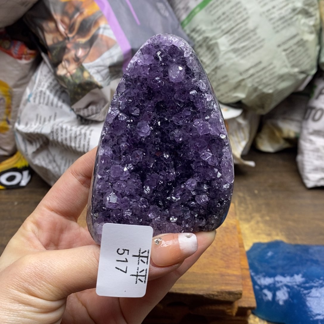 水晶乌拉圭未镶嵌