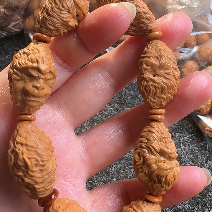 橄榄核吊坠橄榄大圣