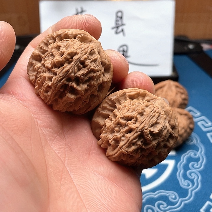 文玩核桃吊坠马老四