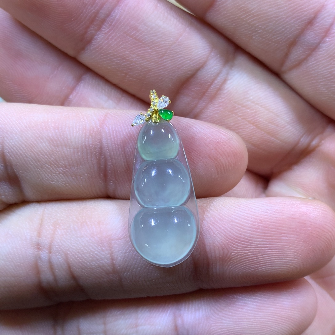 翡翠18K金镶嵌手串