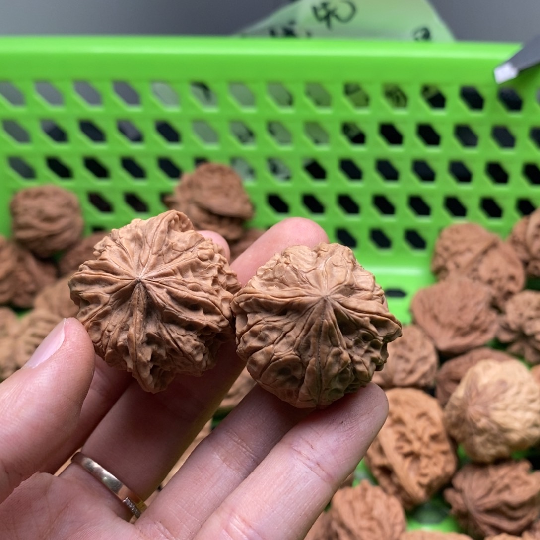 *****文玩核桃吊坠定制商品不退不换