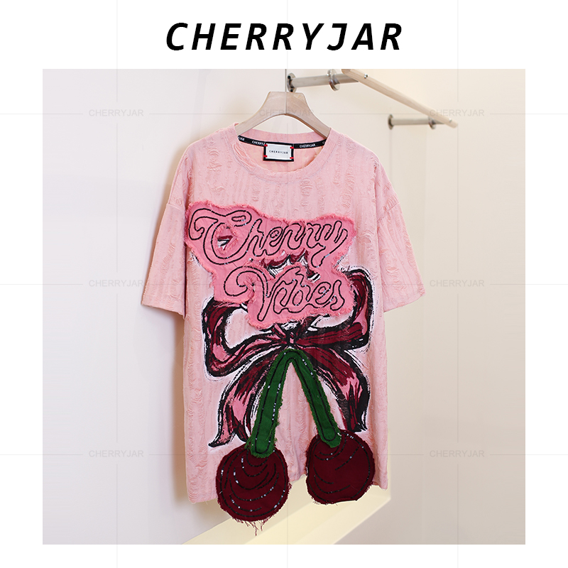 Cherryjar【25855】2025新款宽松樱桃图案字母刺绣甜美短袖 T 恤