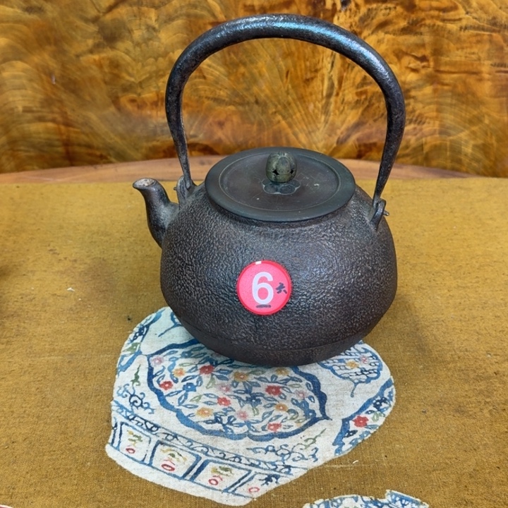 铁日本铁壶，老铁壶烧水壶