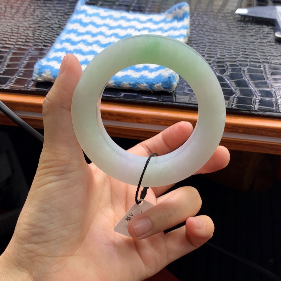 定制翡翠未镶嵌纯天然翡翠定制