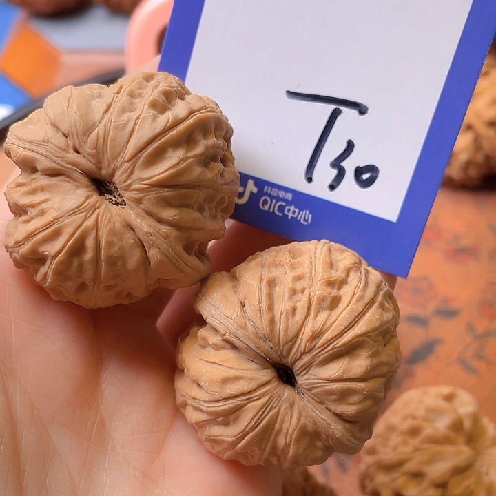 文玩核桃把件悠**在文玩核桃30