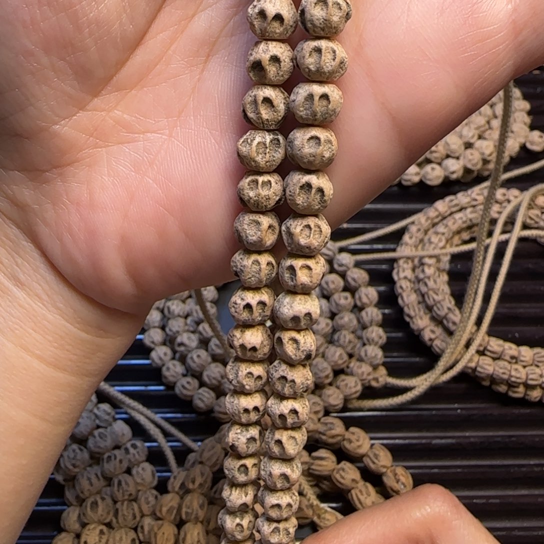 柏香籽/百香籽吊坠时***客