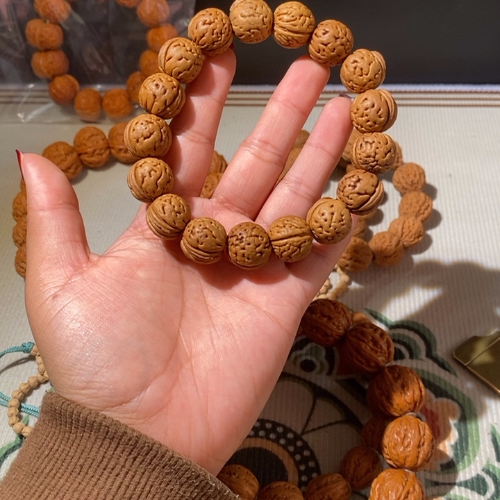 文玩核桃手串……57