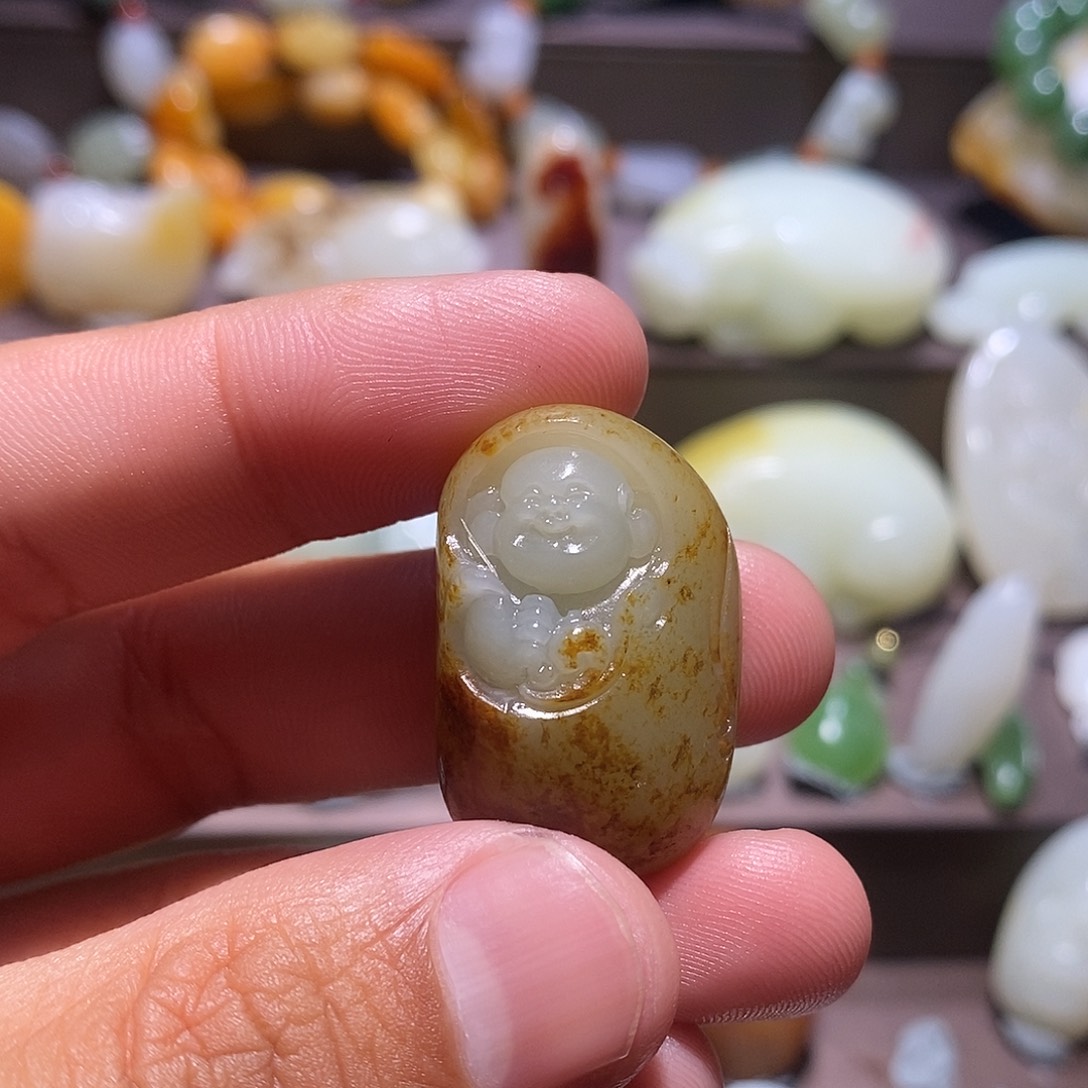 浮***梦和田玉未镶嵌包链