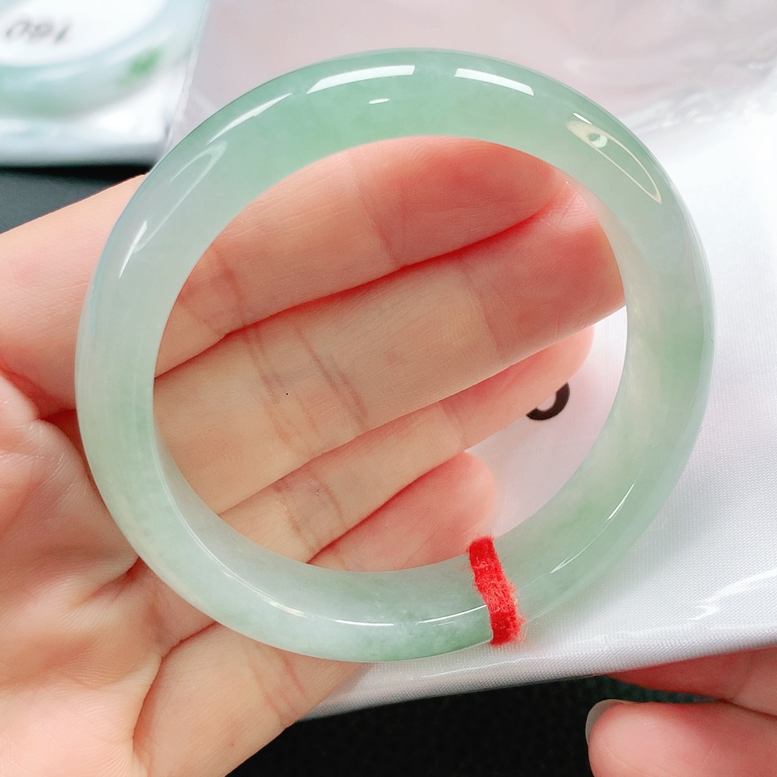 未镶嵌手镯翡翠52正