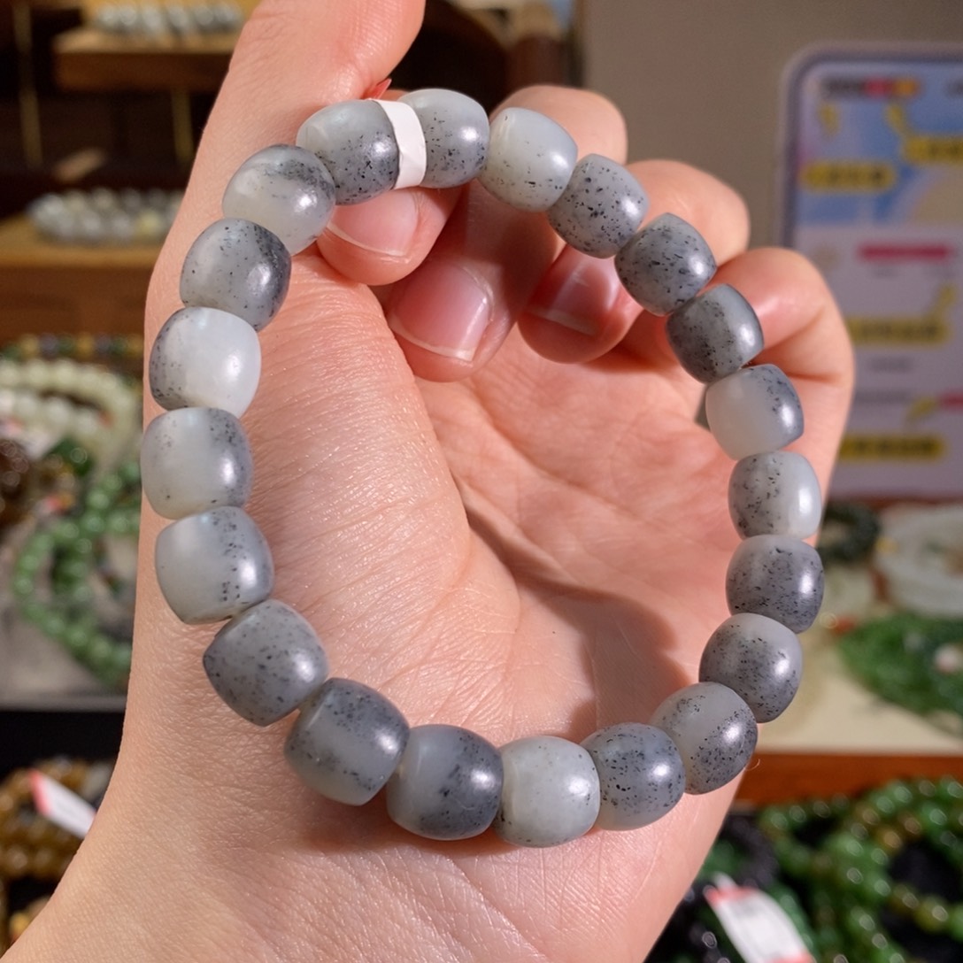 和田玉手链未镶嵌