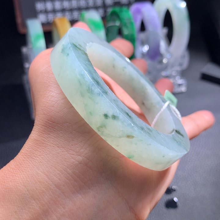 未镶嵌翡翠定制翡翠