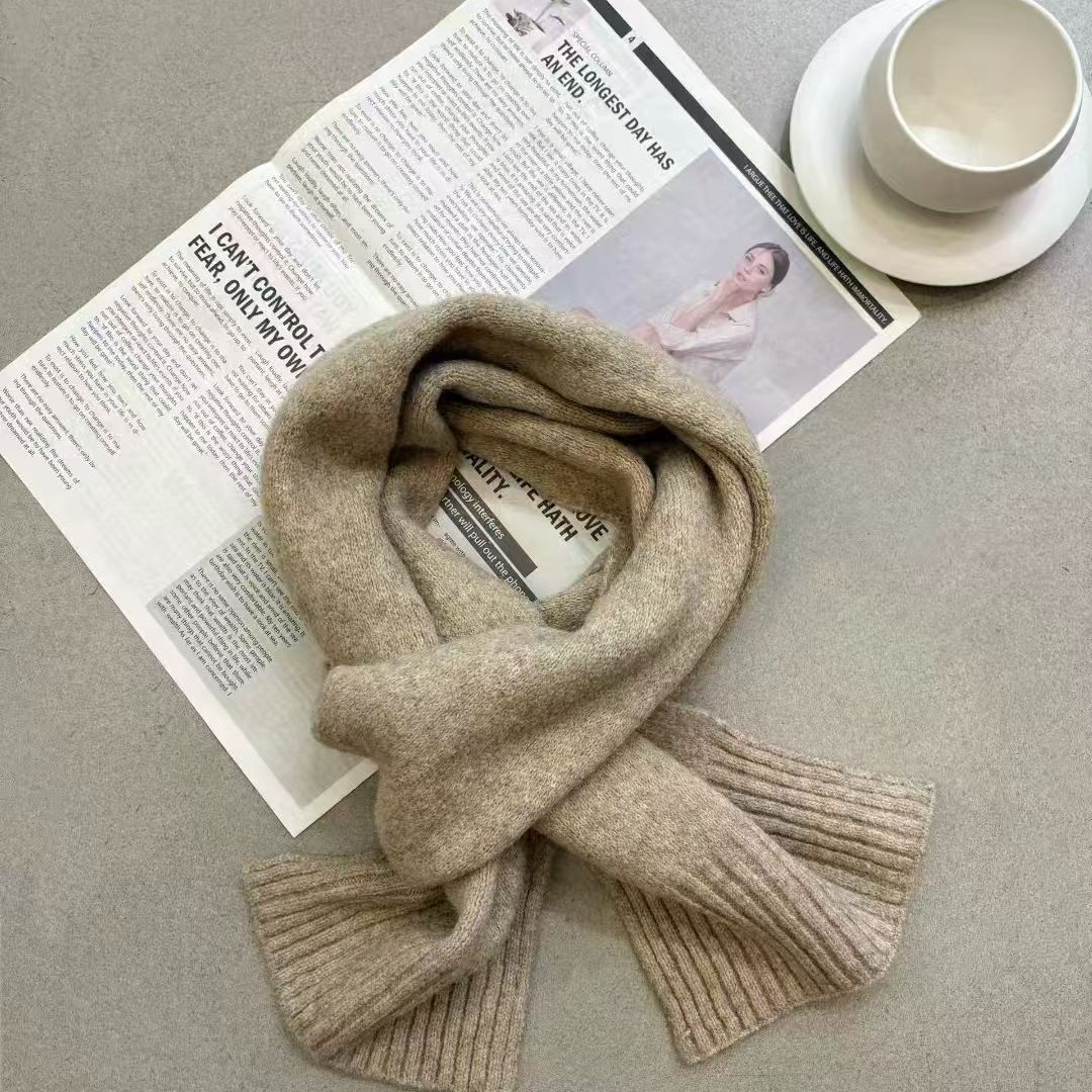 米姗时尚简约纯色针织围巾冬季保暖百搭柔软慵懒风
