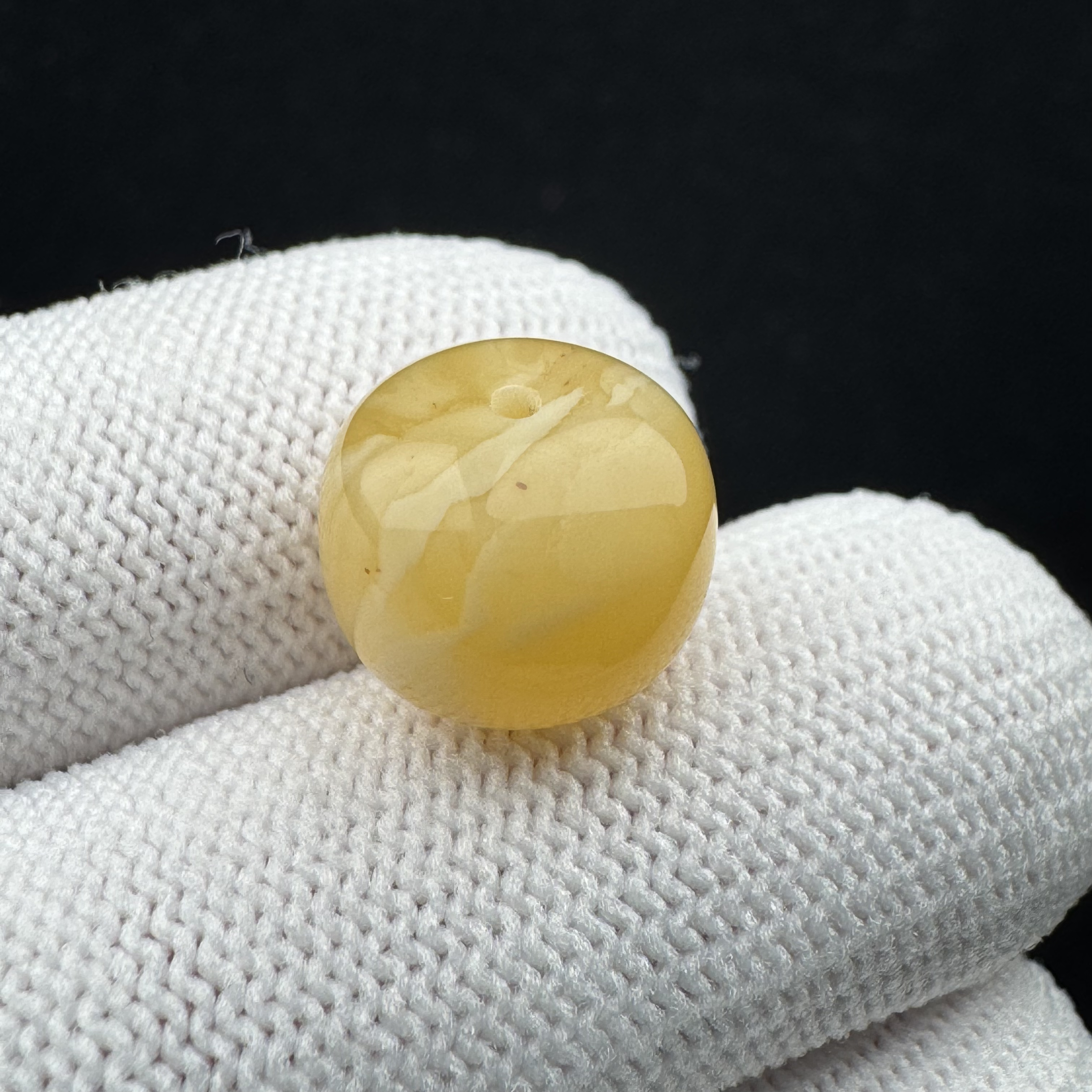 B3427天然蜜蜡 墩子12.9*10.5mm 保真原矿