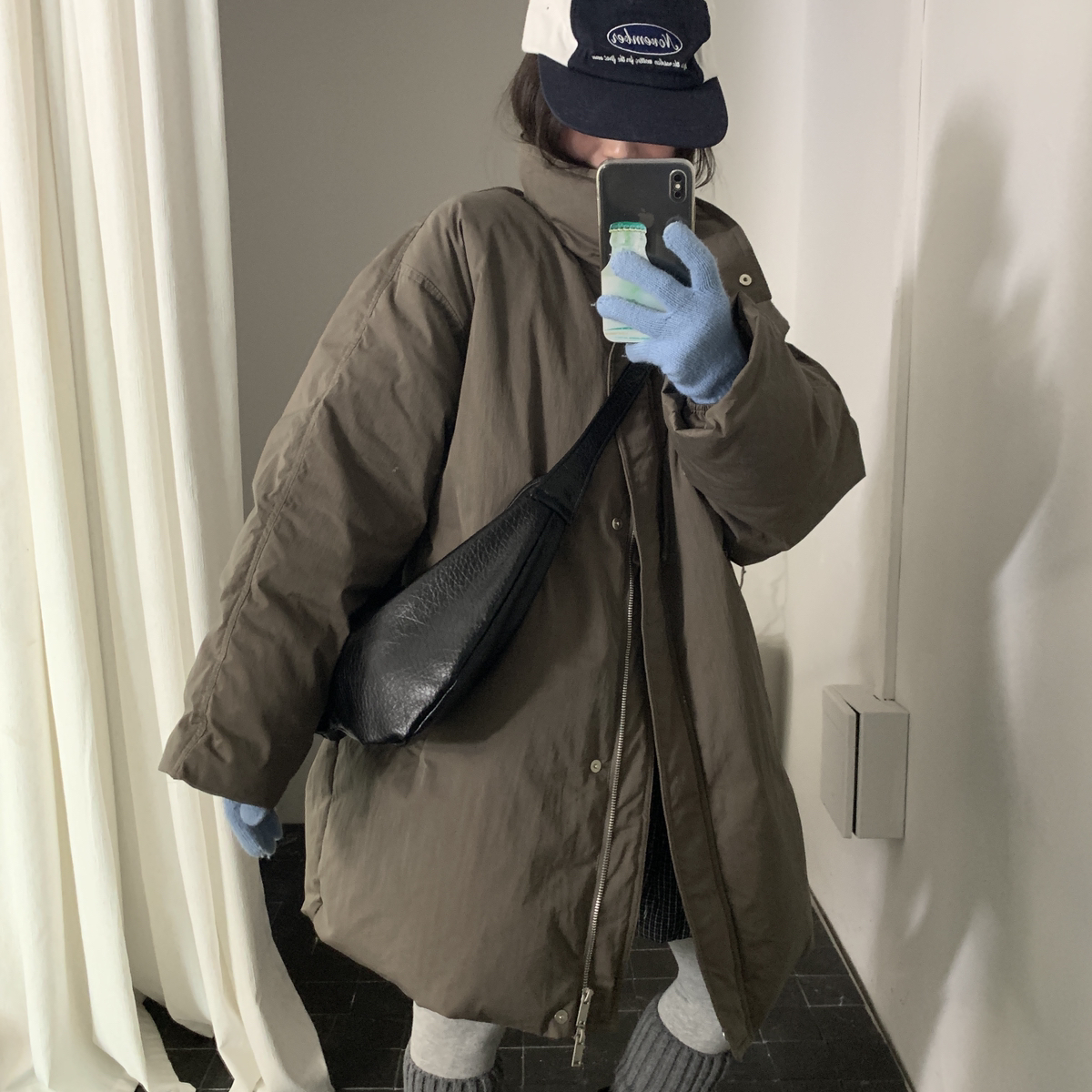 欧版宽松高级韩系休闲加厚保暖韩系女款立领羽绒服简约冬季复古