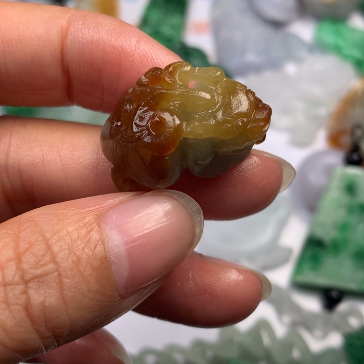 用***2定制翡翠未镶嵌翡翠