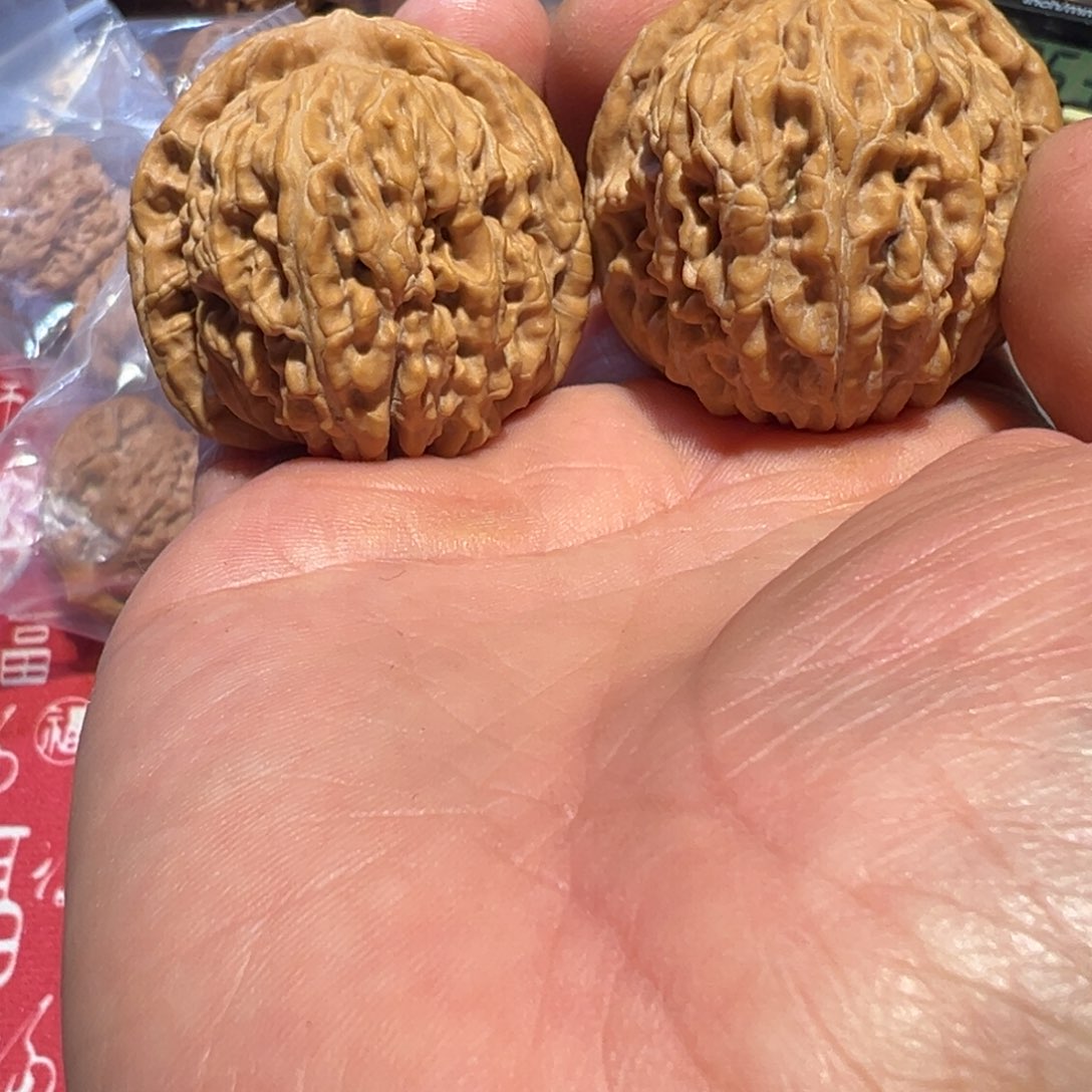 文玩核桃吊坠W*.四座楼