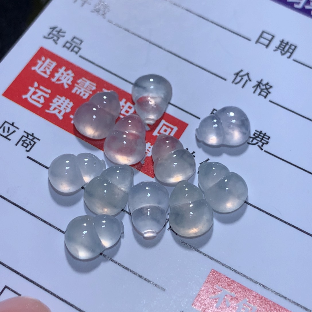 翡翠颈饰未镶嵌缅甸