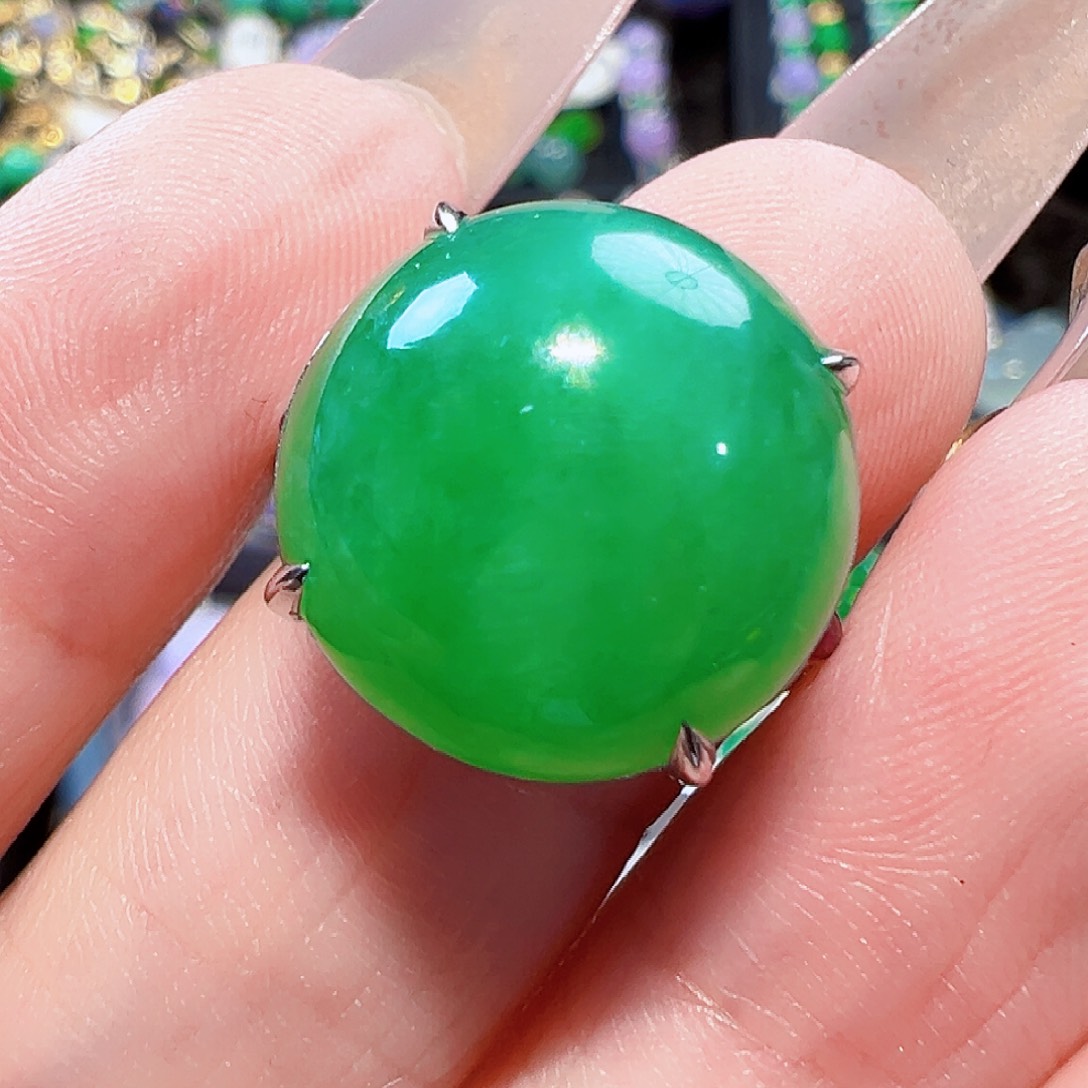 翡翠戒指18K金镶嵌签收后24小时鉴赏期