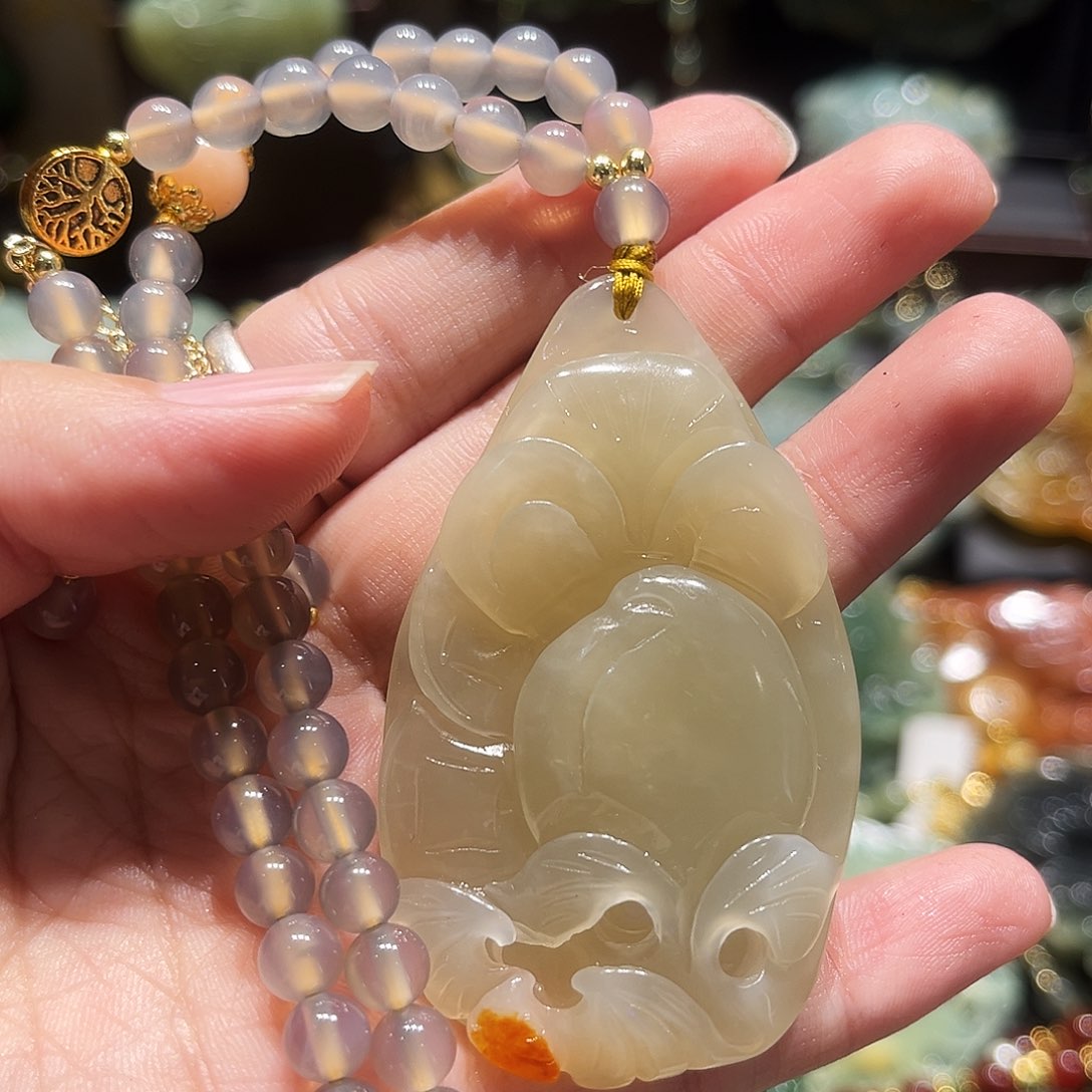 岫玉未镶嵌毛衣链