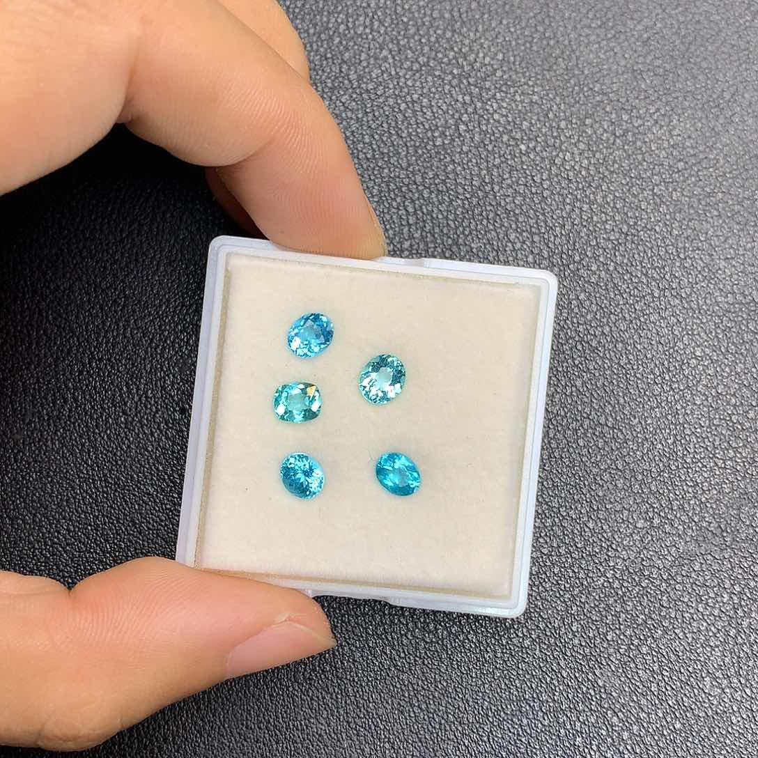 磷灰石裸石未镶嵌