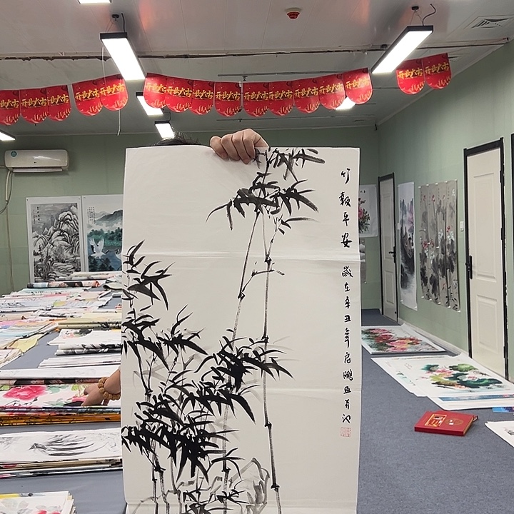 国画我们都要努力变优秀