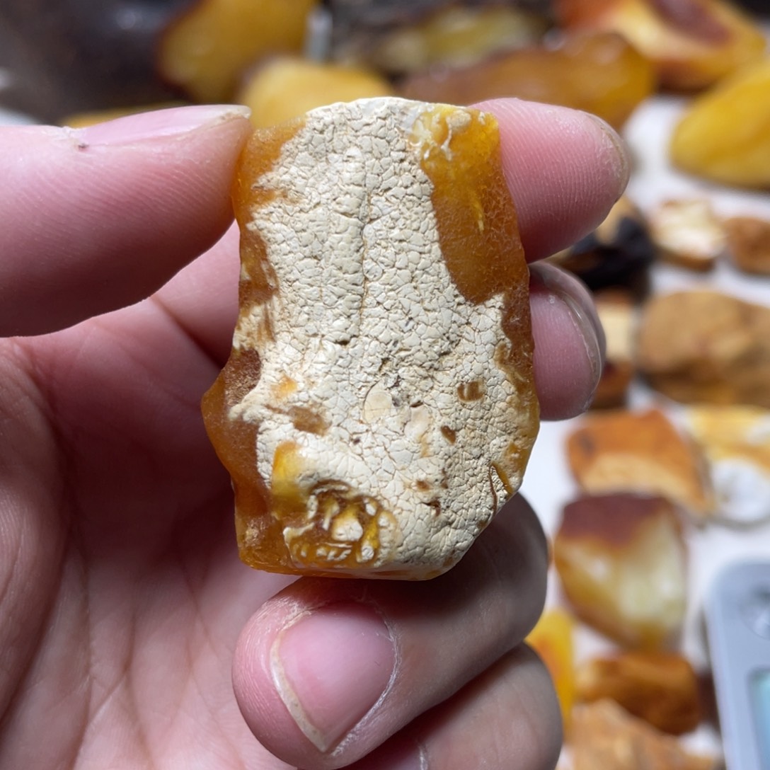 定制琥珀天然原矿