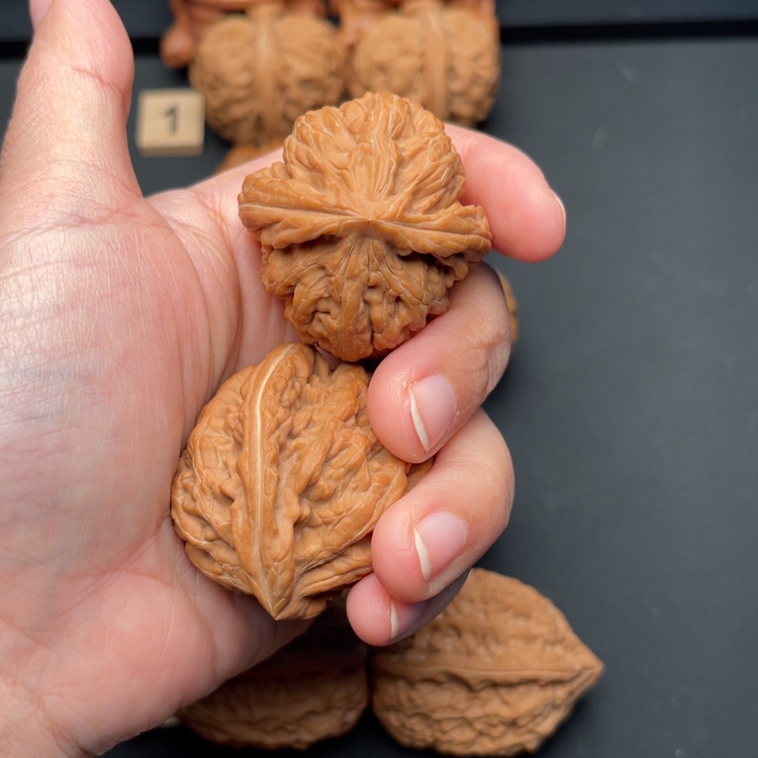 J***J把件桃核红锦鲤25.894A