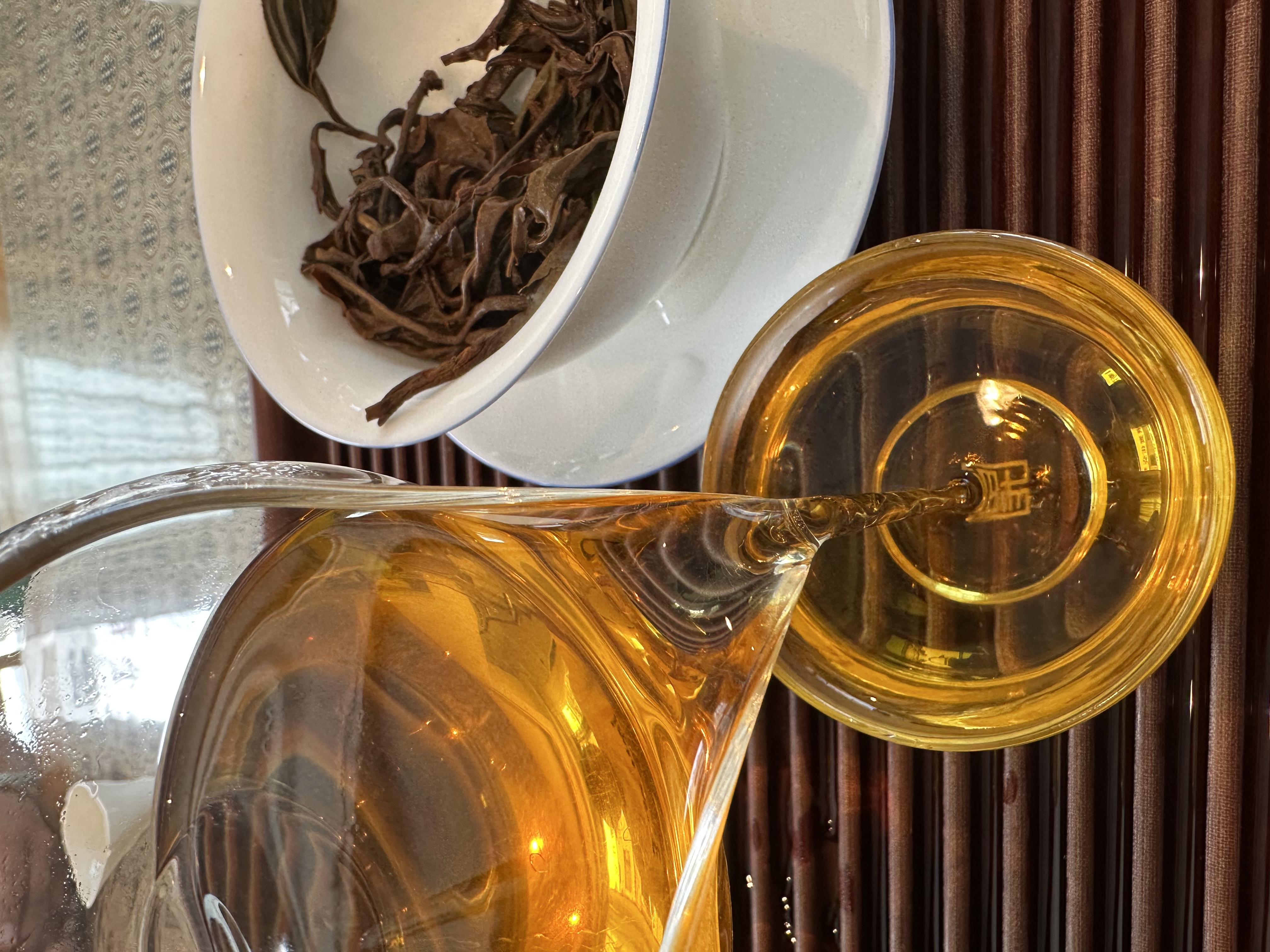 茶农批发～2024年云南大叶种茶古树晒红散茶500克