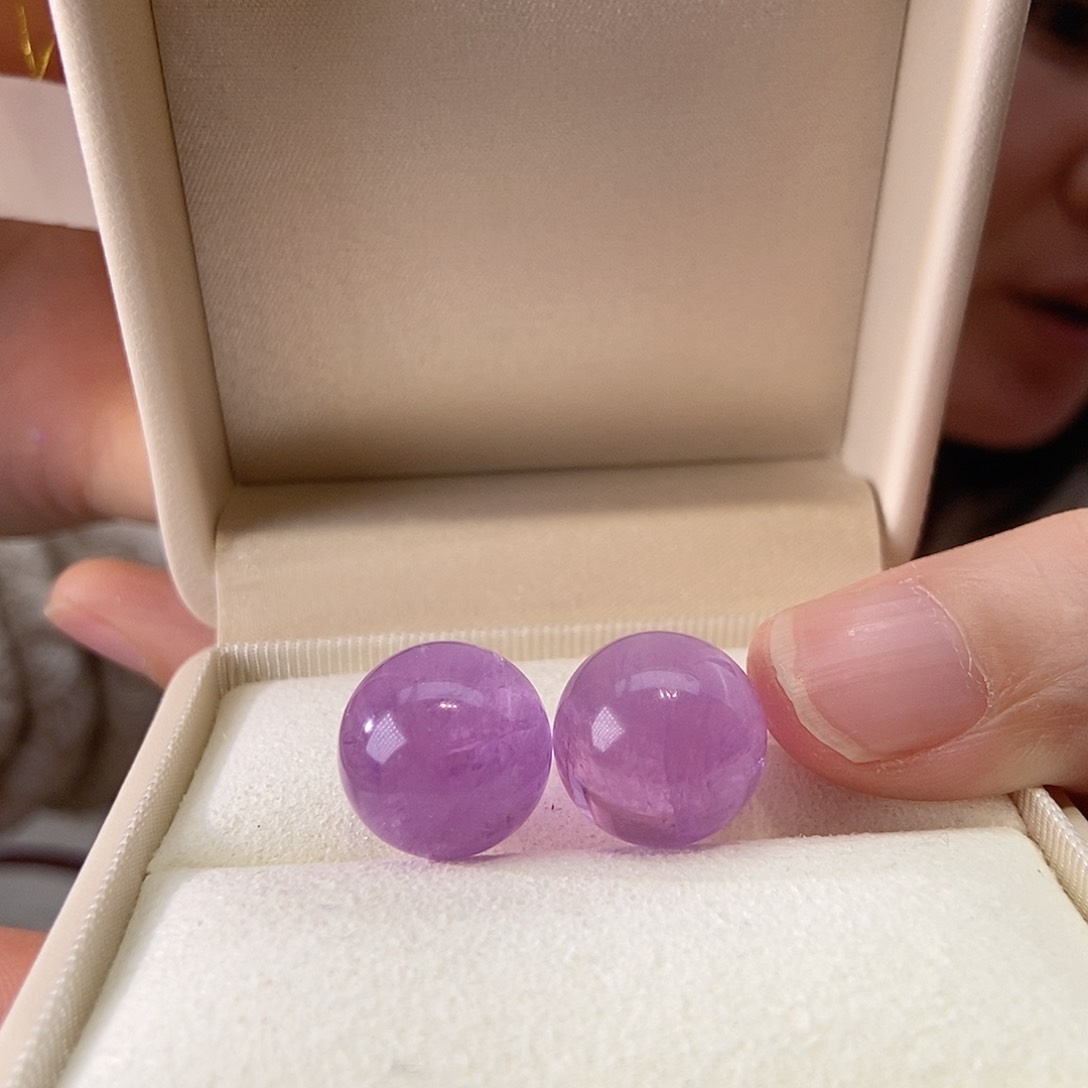 锂辉石圆珠未镶嵌13mm