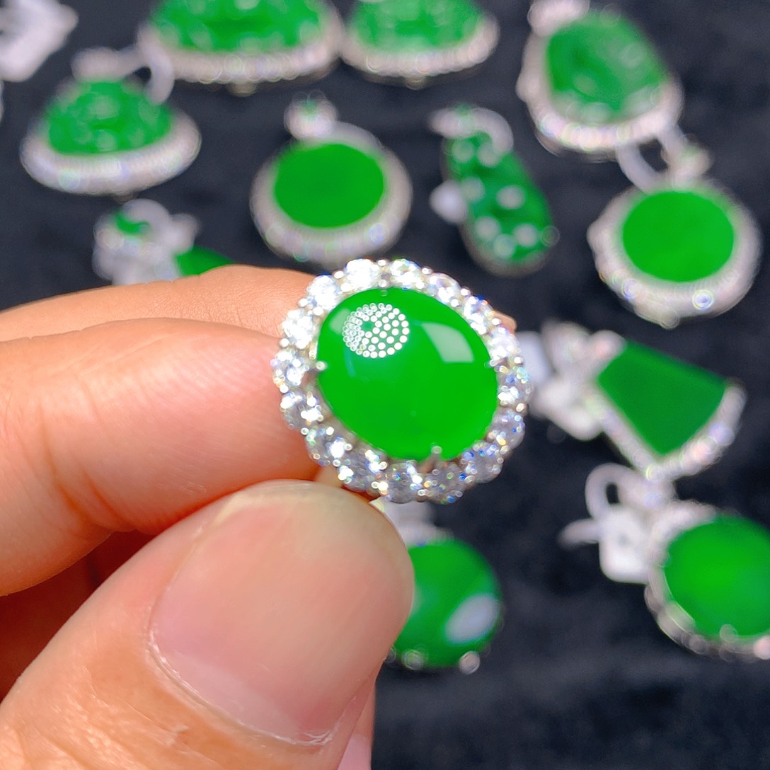 翡翠银S925镶嵌颈饰我