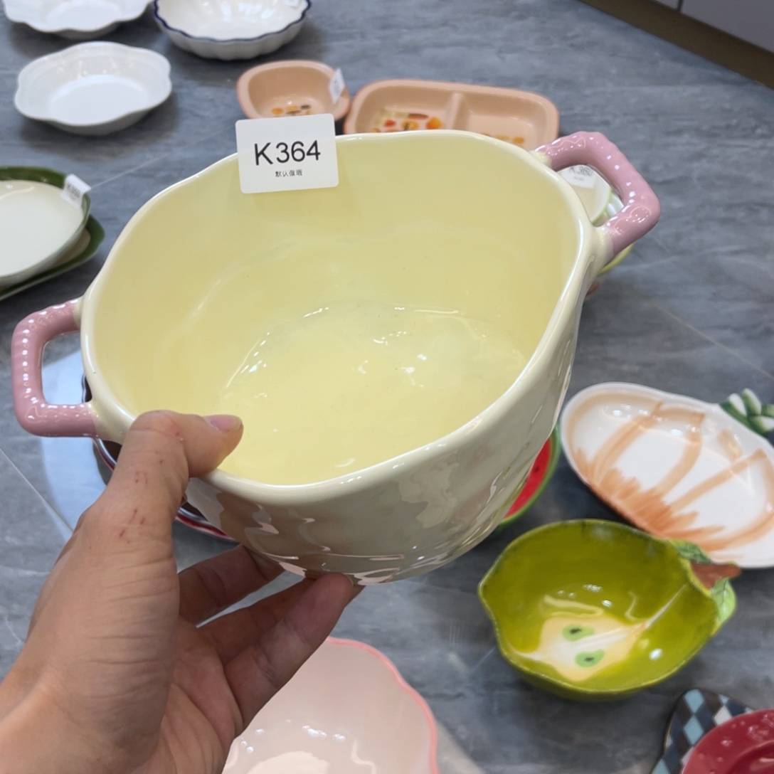 陶瓷微瑕餐具介意勿拍，满18飞！