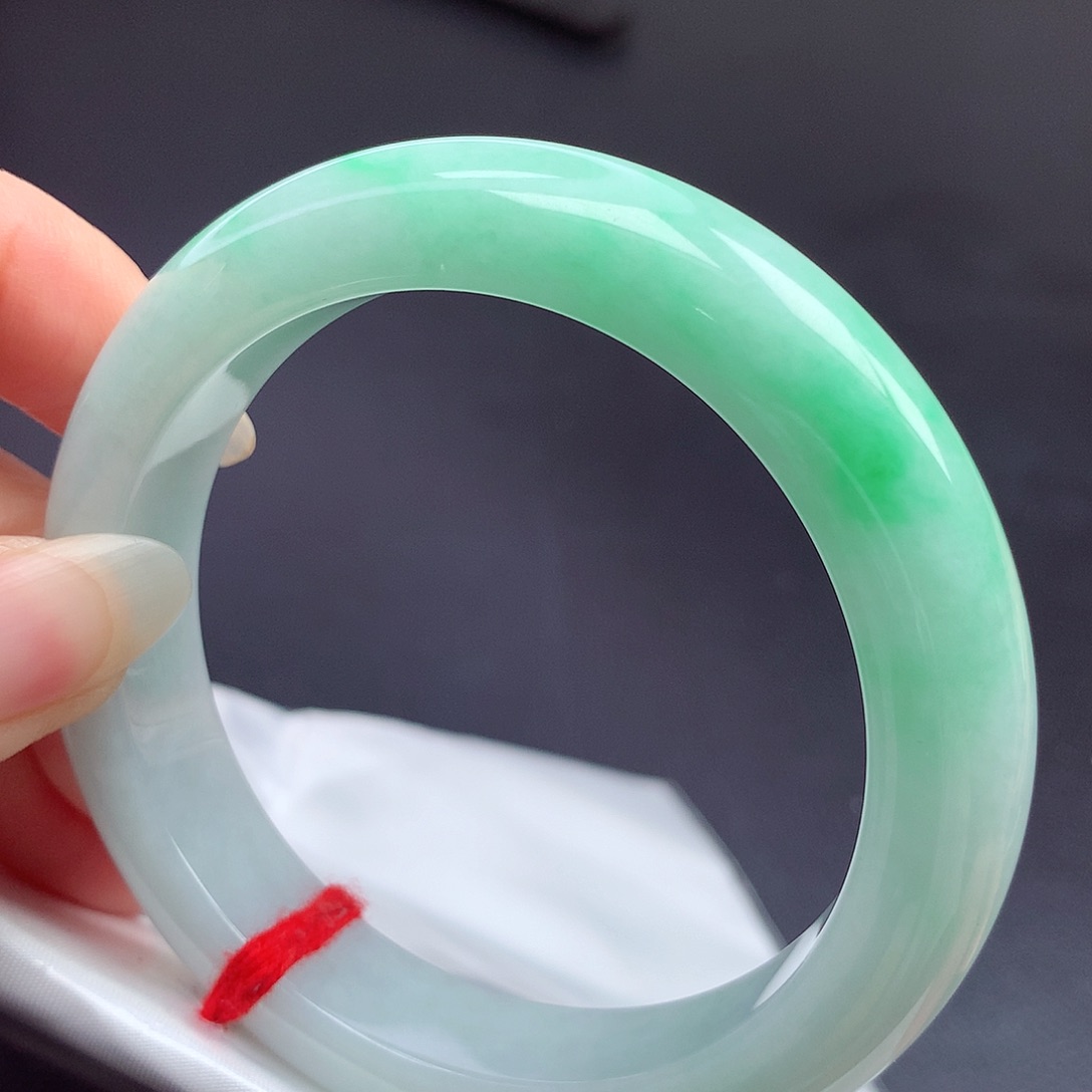 翡翠未镶嵌手镯57.6圈口