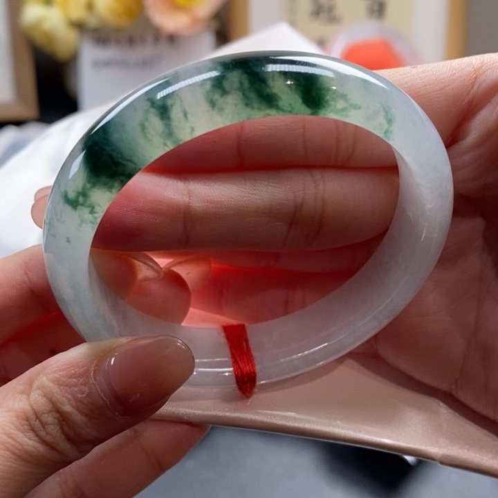 【闪购商品】翡翠手镯未镶嵌2号贵妃