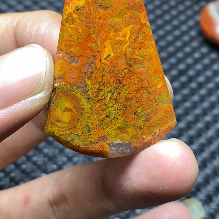 玛瑙/玉髓颈饰未镶嵌沉*淀