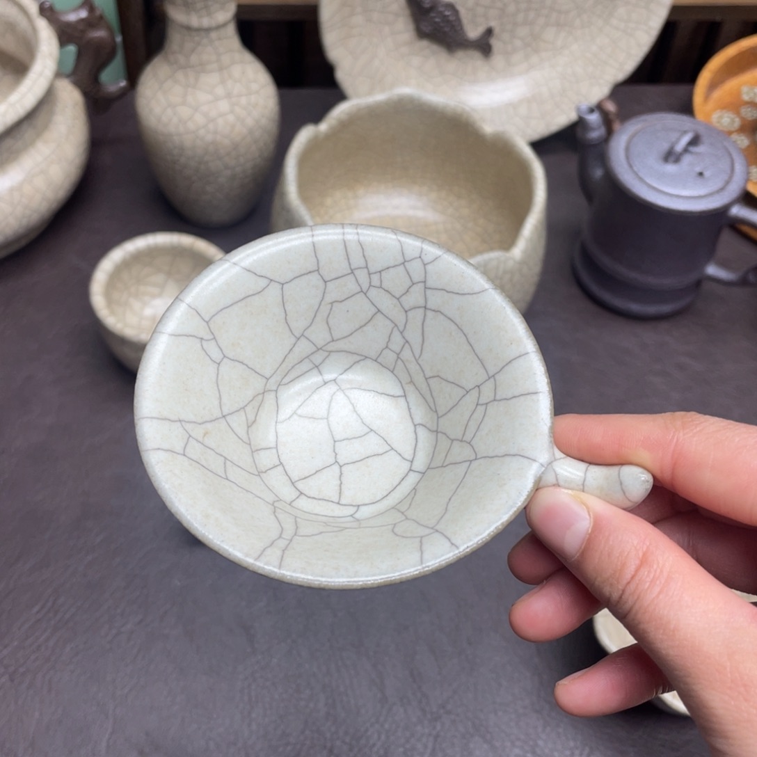 黄**人福利青瓷茶具杯子