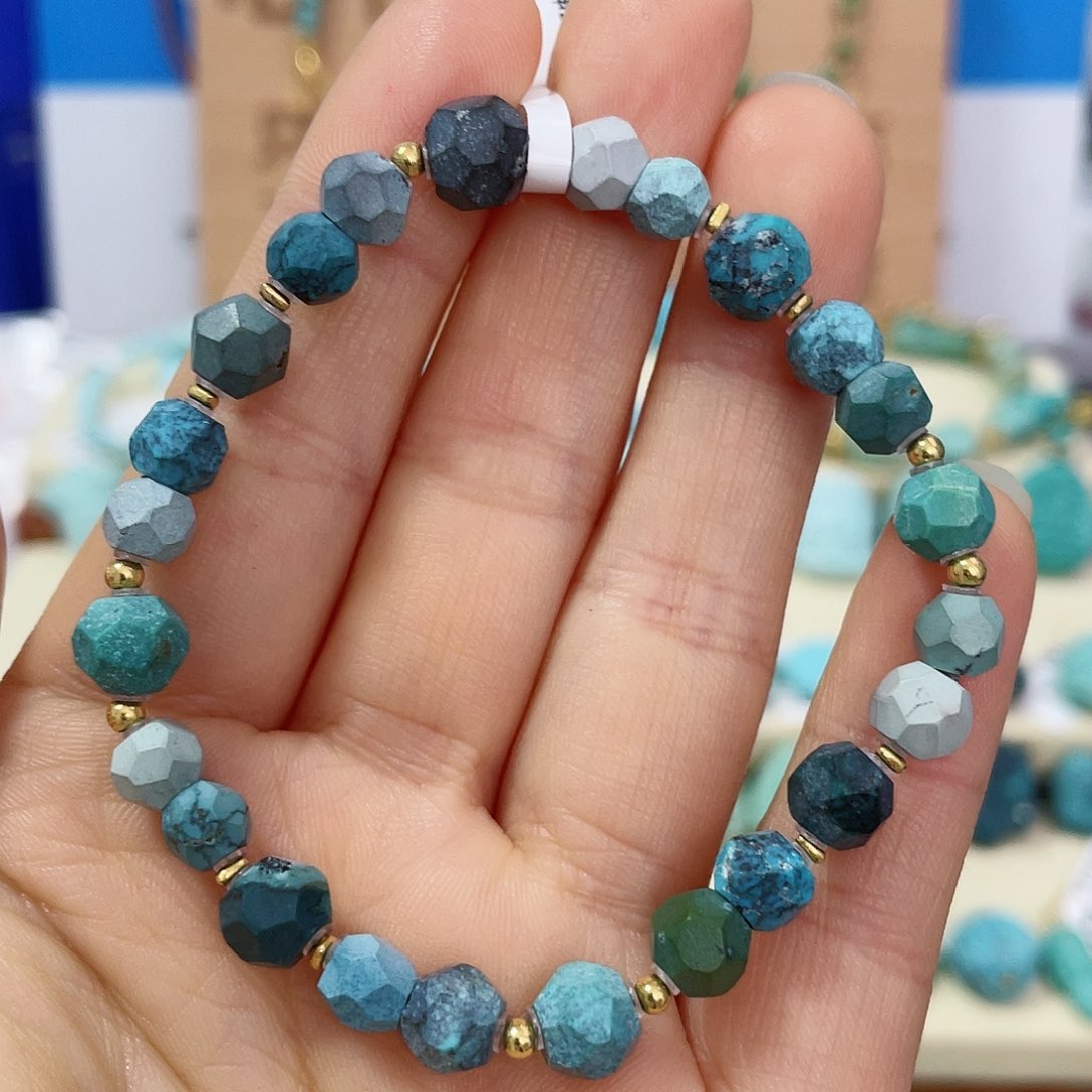 绿松石珠宝奇石18K金镶嵌